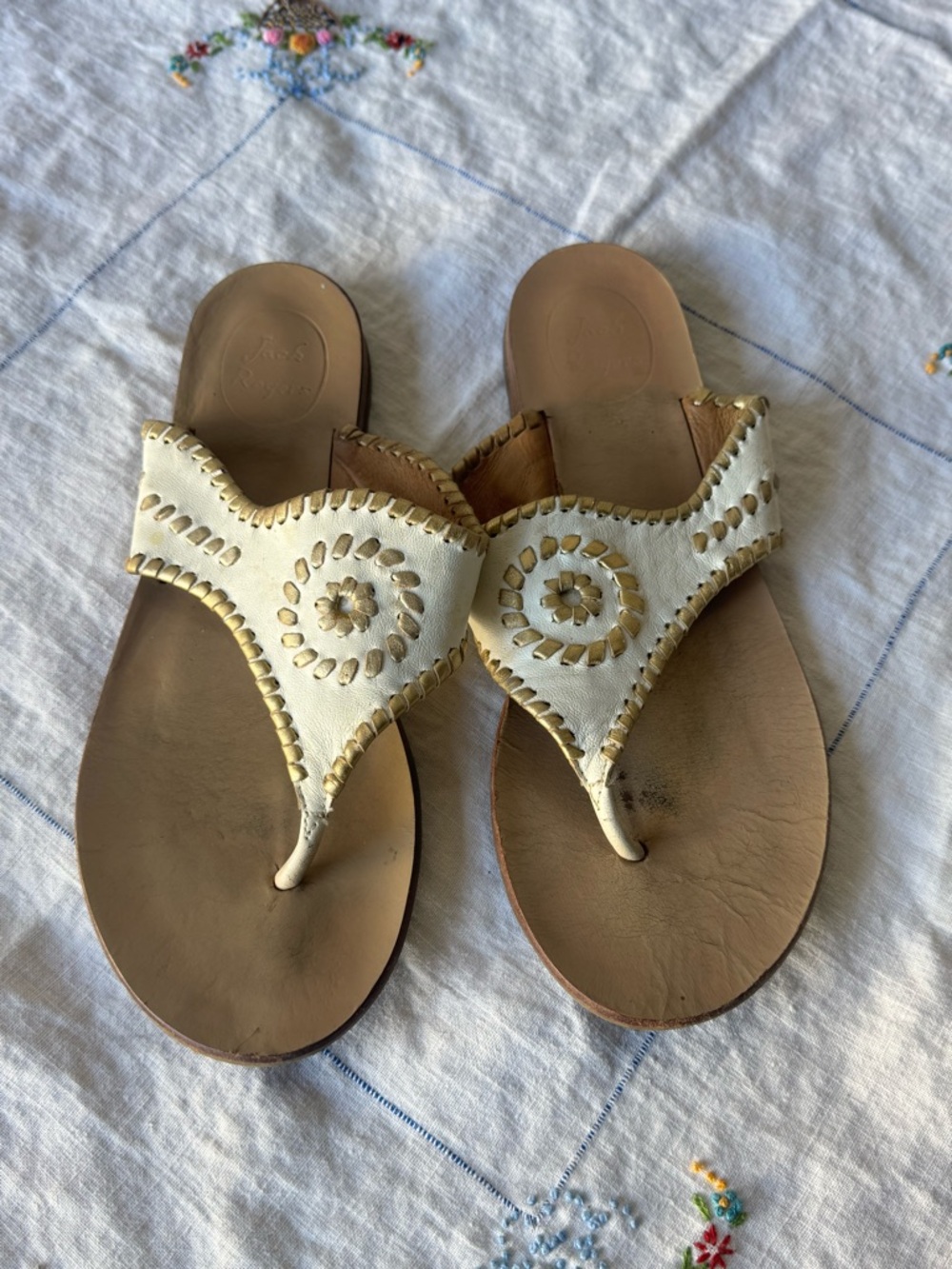 Jack Rogers White and Tan Leather Whipstitch Thong Sandals